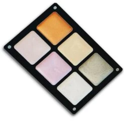 Danessa Myricks Beauty - Waterproof Cream Palette - Fire & Ice